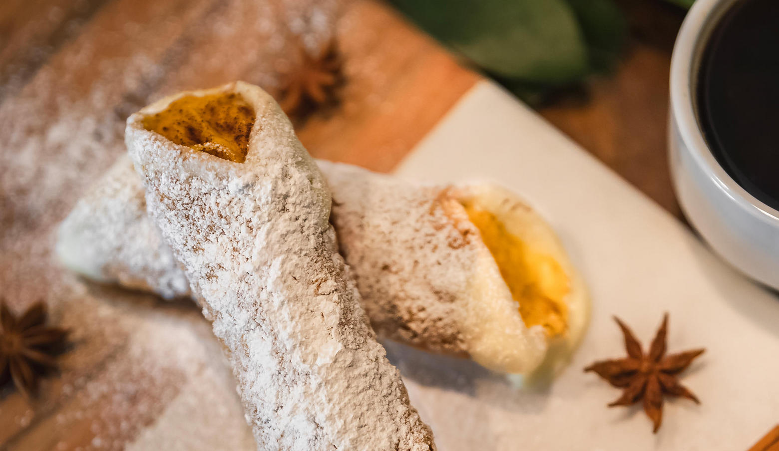 Pumpkin canolli